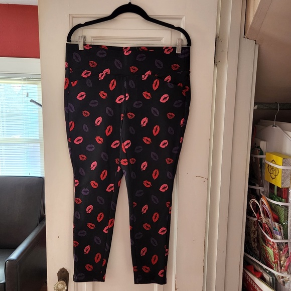 TORRID POCKET PIXIE SKINNY STUDIO LUXE PONTE HIGH-RISE PANT - NEW- Plus Size 0X - Picture 8 of 9